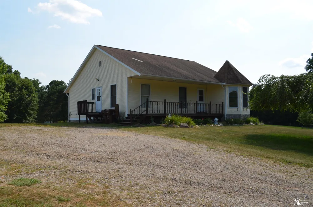 2977 Oakley Road Ingham Township, MI 49285