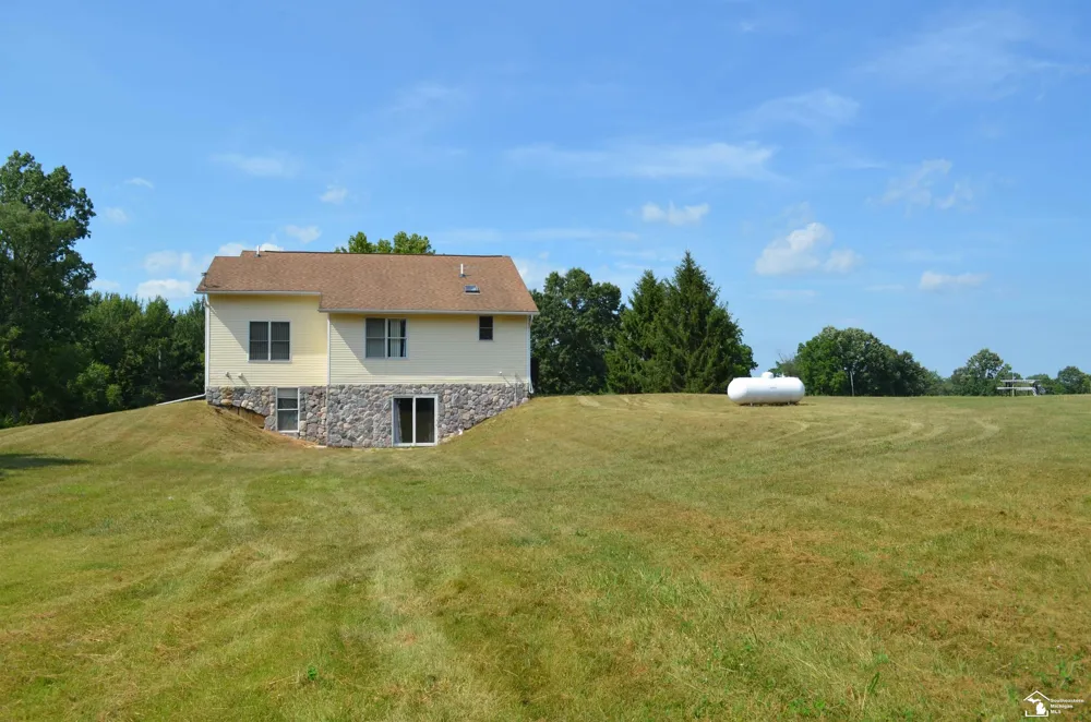 2977 Oakley Road Ingham Township, MI 49285