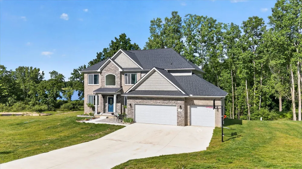 126 Parker Lane Ortonville Village, MI 48462