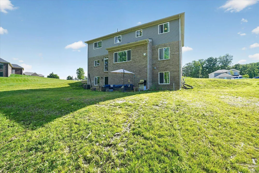 126 Parker Lane Ortonville Village, MI 48462