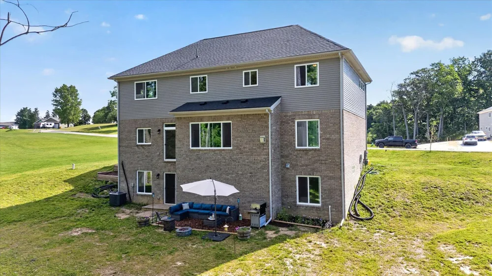126 Parker Lane Ortonville Village, MI 48462