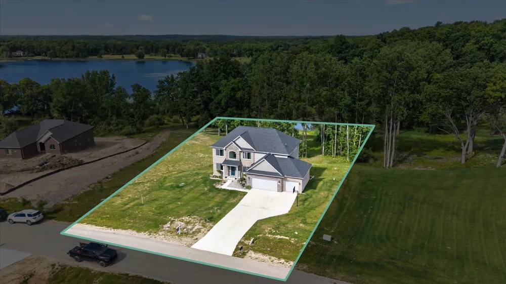 126 Parker Lane Ortonville Village, MI 48462