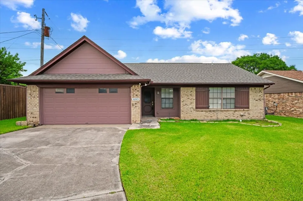 8245 Ulster Drive North Richland Hills, TX 76180