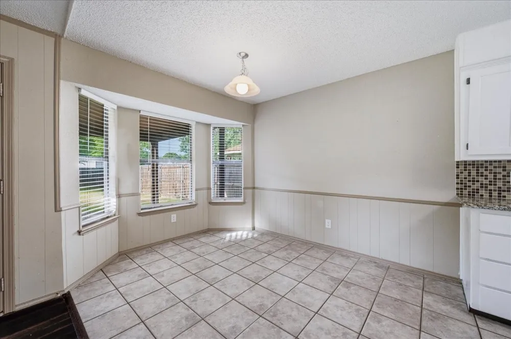 8245 Ulster Drive North Richland Hills, TX 76180