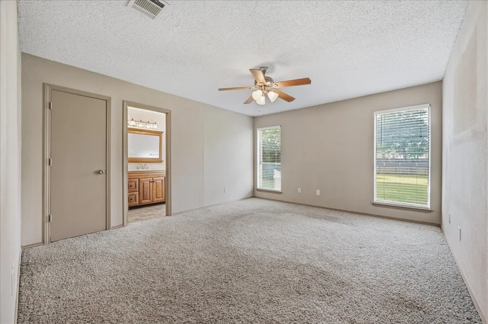 8245 Ulster Drive North Richland Hills, TX 76180