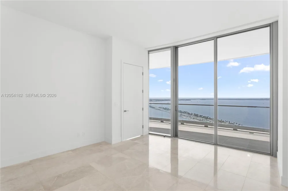 175 SE 25th Rd #2701 Miami, FL 33129