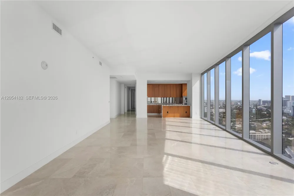 175 SE 25th Rd #2701 Miami, FL 33129