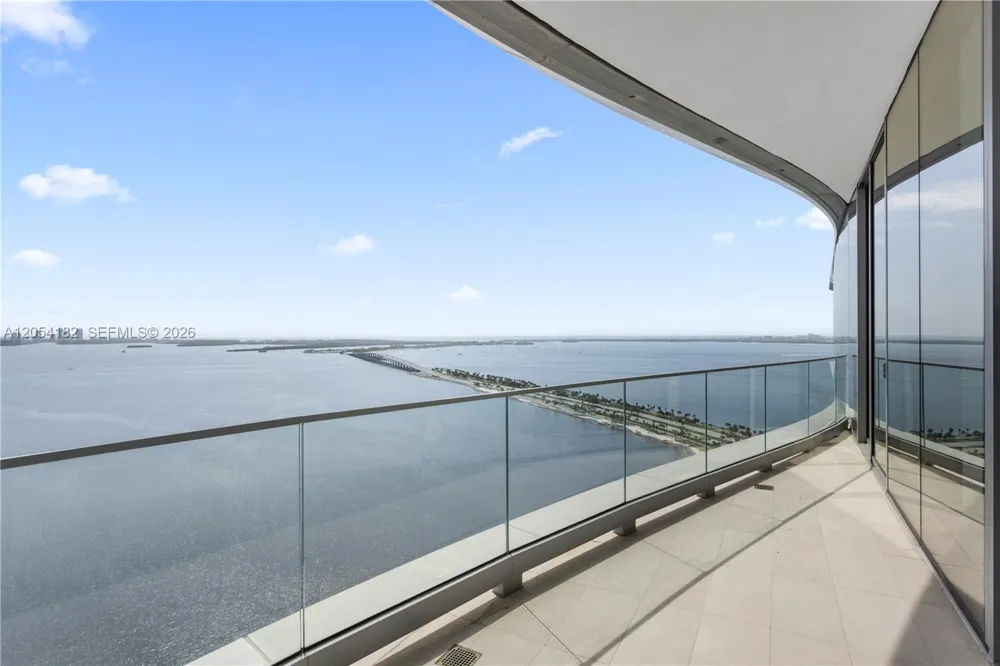 175 SE 25th Rd #2701 Miami, FL 33129