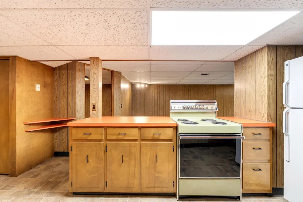 1244 Hillcrest Drive Wayland, MI 49348