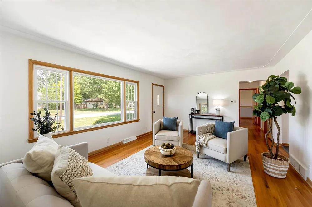 1244 Hillcrest Drive Wayland, MI 49348