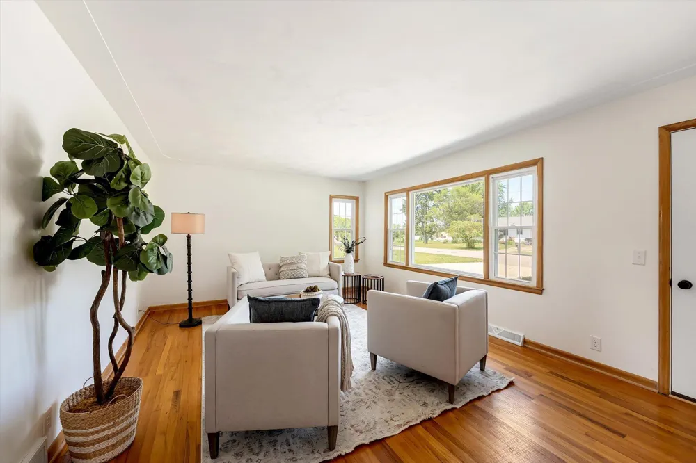 1244 Hillcrest Drive Wayland, MI 49348