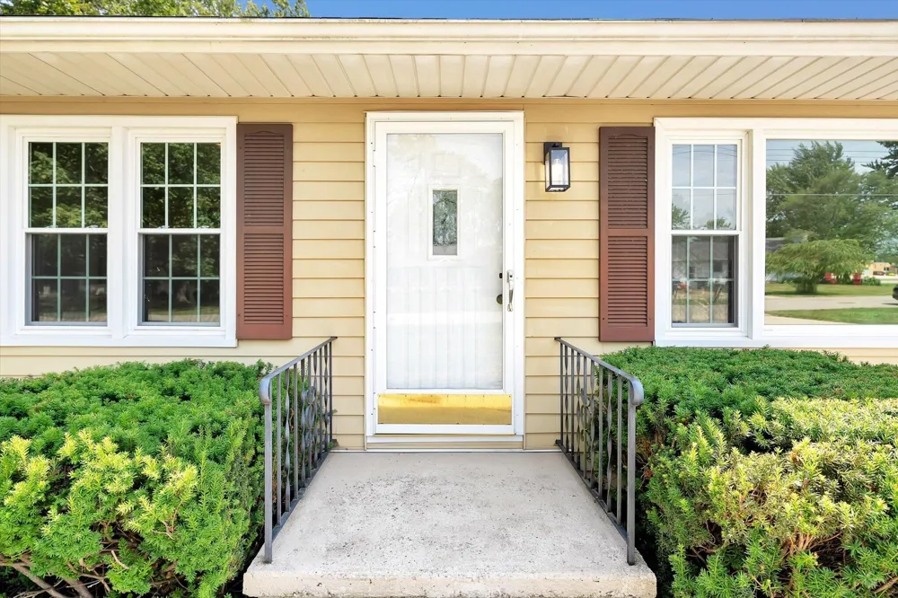 1244 Hillcrest Drive Wayland, MI 49348