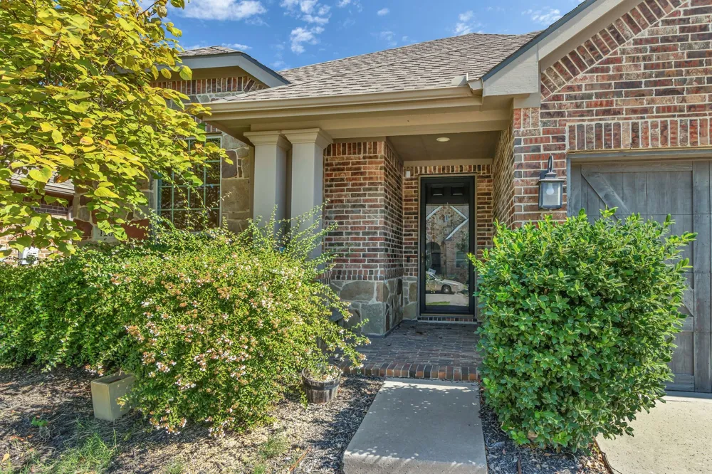 120 Lilypad Bend Argyle, TX 76226
