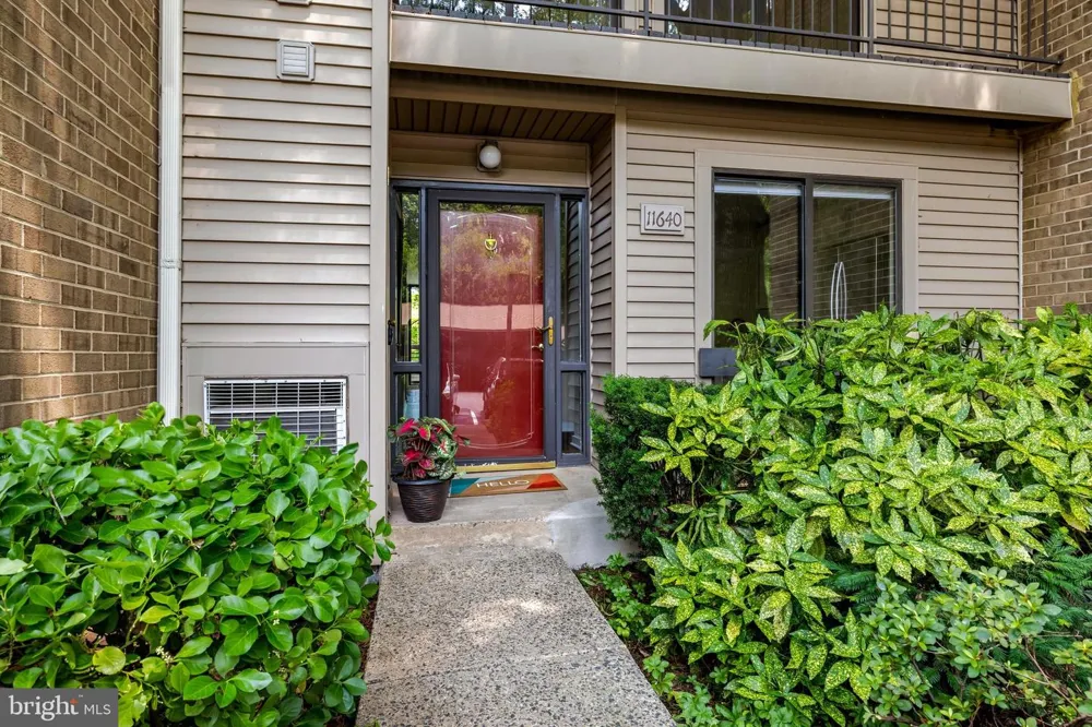11640 IVYSTONE COURT #2A2 Reston, VA 20191