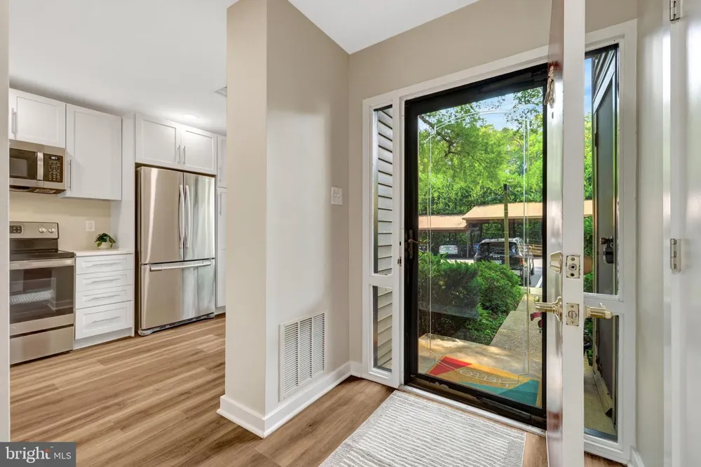11640 IVYSTONE COURT #2A2 Reston, VA 20191