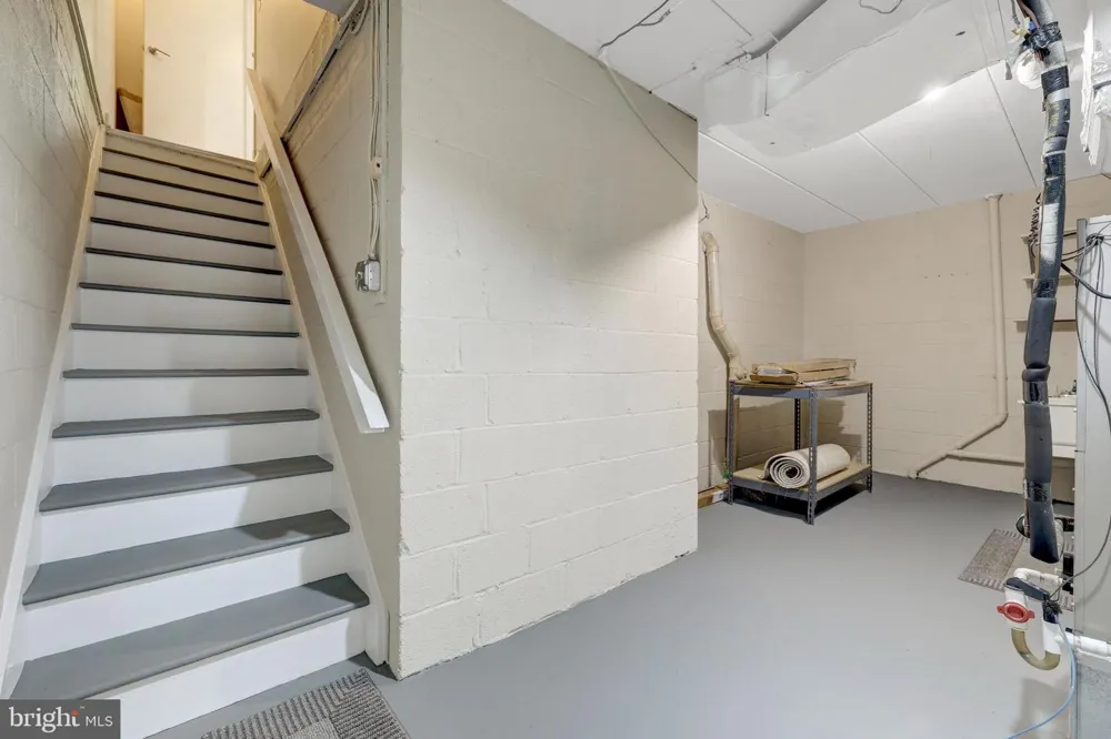 11640 IVYSTONE COURT #2A2 Reston, VA 20191