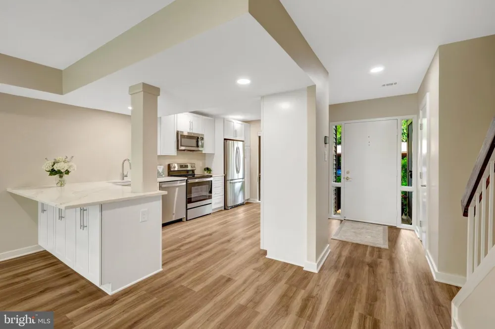 11640 IVYSTONE COURT #2A2 Reston, VA 20191