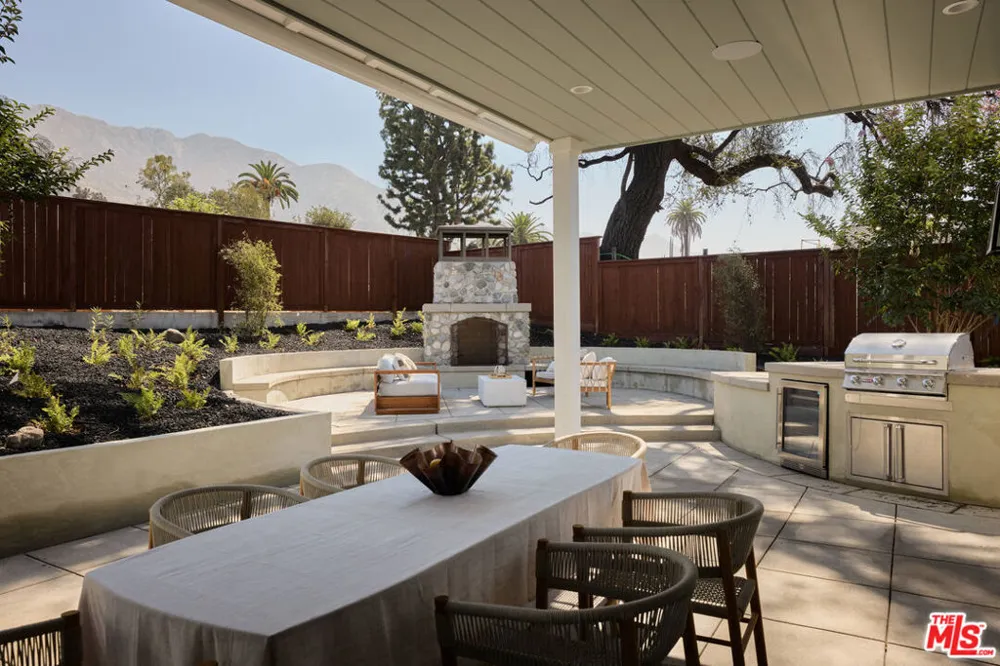 539 Punahou Street Altadena, CA 91001
