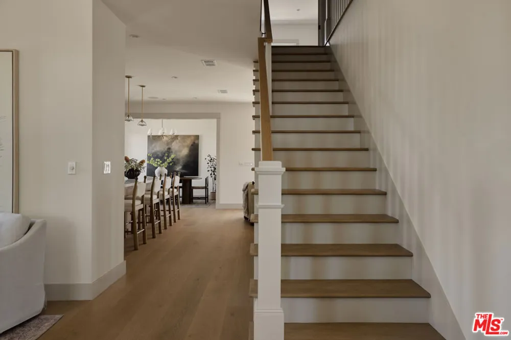539 Punahou Street Altadena, CA 91001