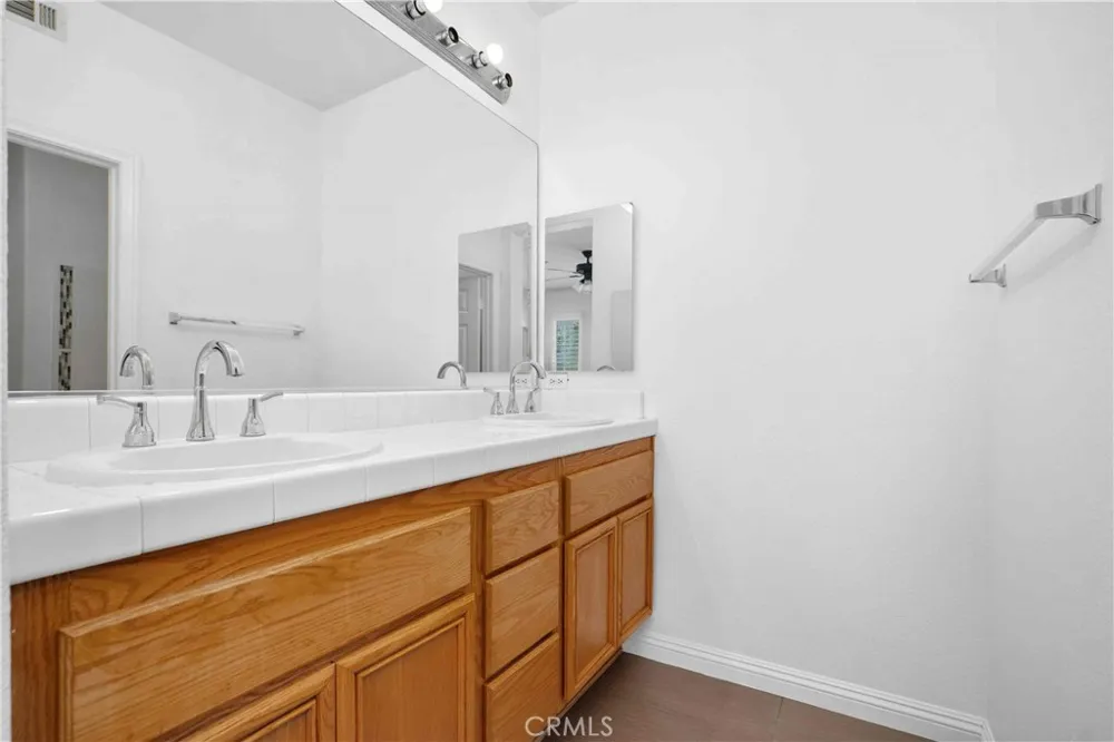 1216 Mcfadden Fullerton, CA 92833