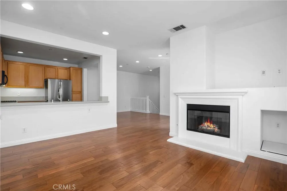 1216 Mcfadden Fullerton, CA 92833