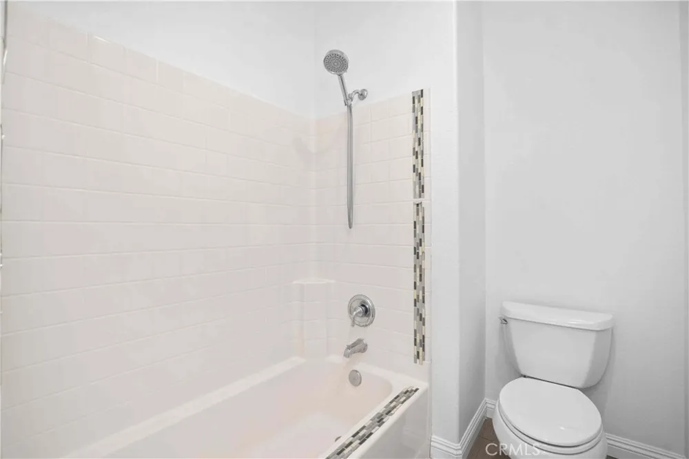 1216 Mcfadden Fullerton, CA 92833
