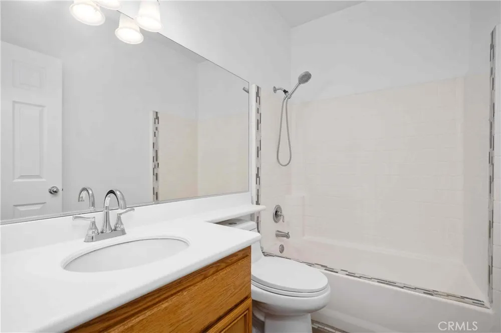 1216 Mcfadden Fullerton, CA 92833