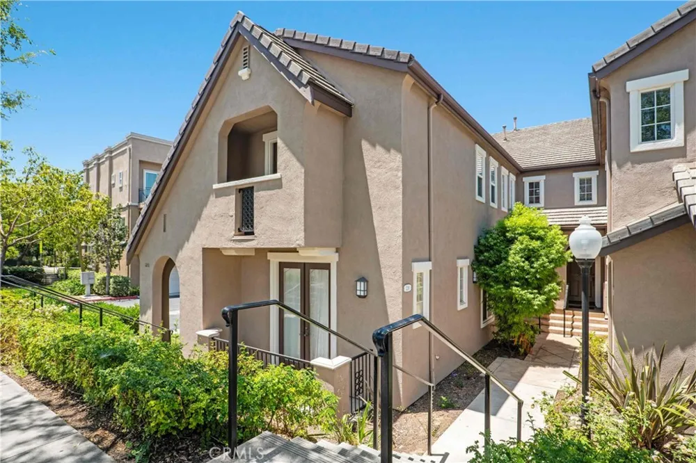 1216 Mcfadden Fullerton, CA 92833