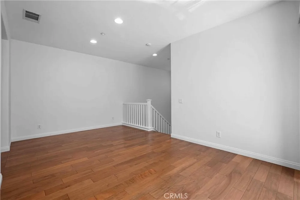 1216 Mcfadden Fullerton, CA 92833