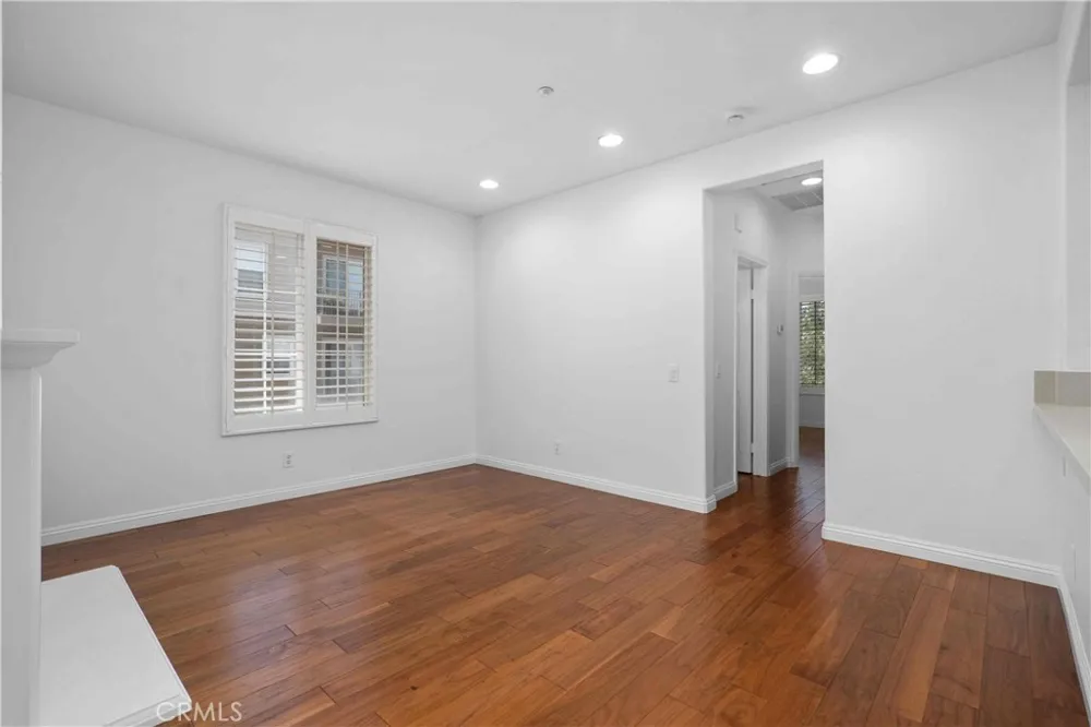 1216 Mcfadden Fullerton, CA 92833
