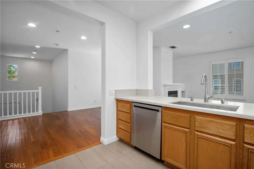 1216 Mcfadden Fullerton, CA 92833