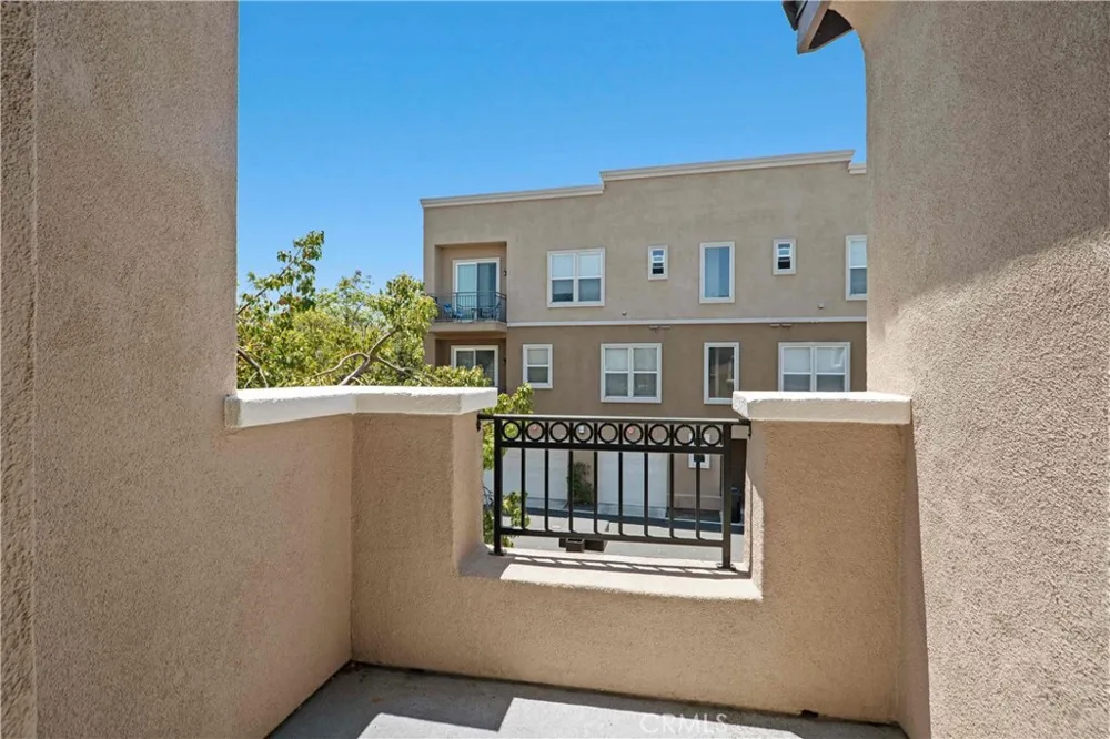 1216 Mcfadden Fullerton, CA 92833