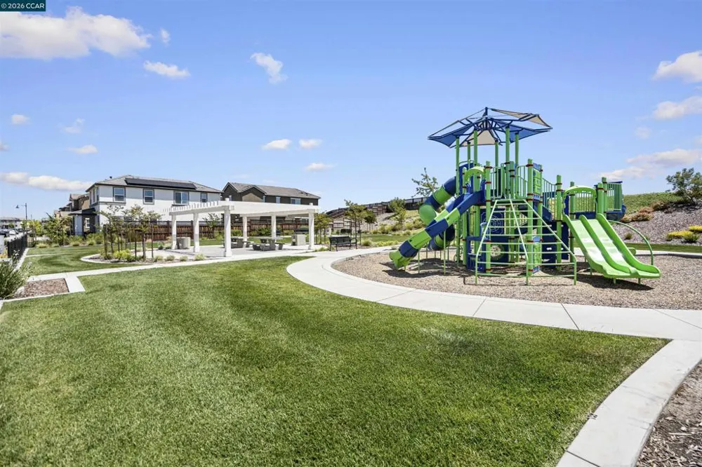 2214 Daimler St Lathrop, CA 95330