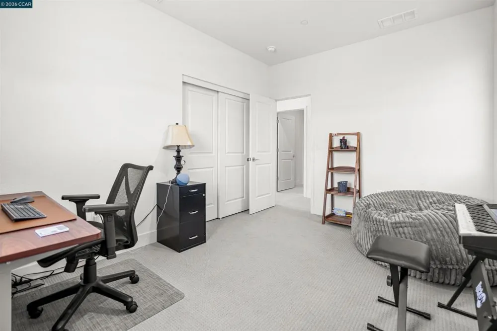 2214 Daimler St Lathrop, CA 95330