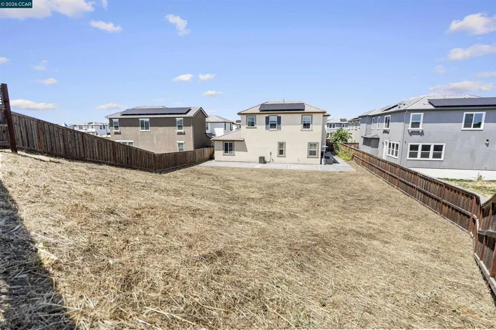 2214 Daimler St Lathrop, CA 95330