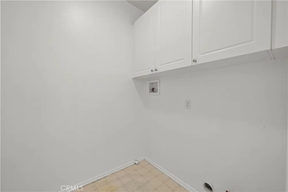 28454 Cascade Castaic, CA 91384