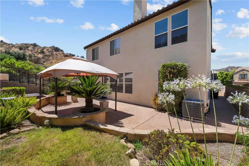 28454 Cascade Castaic, CA 91384