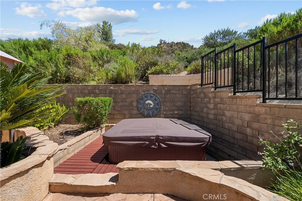 28454 Cascade Castaic, CA 91384