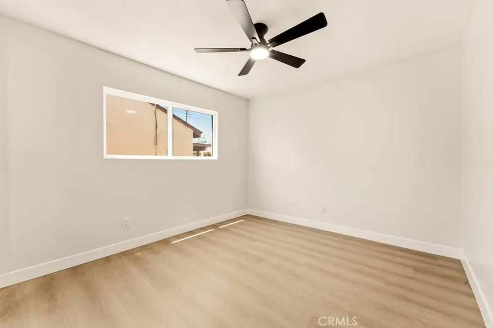 6313 Melvin Tarzana, CA 91335