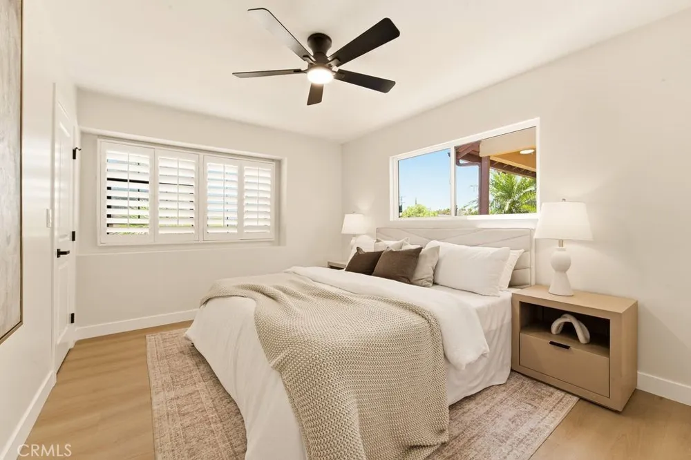 6313 Melvin Tarzana, CA 91335