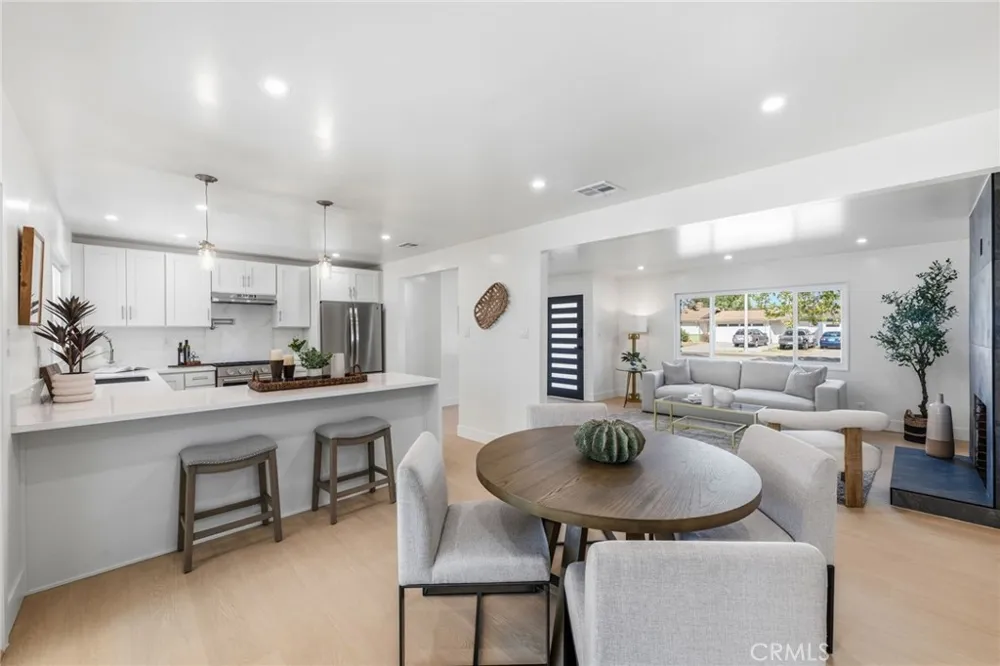 585 Wendy Newbury Park, CA 91320