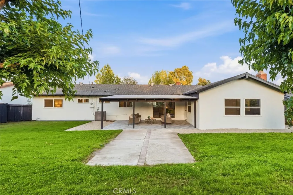 585 Wendy Newbury Park, CA 91320