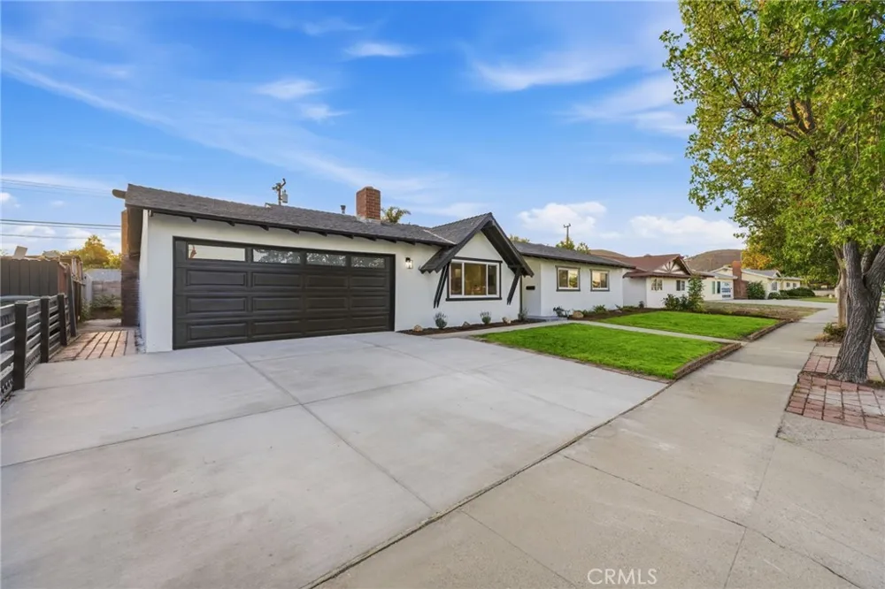 585 Wendy Newbury Park, CA 91320