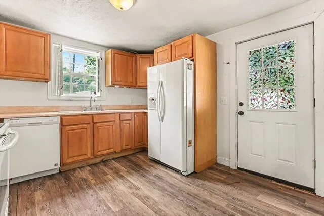 210 Days Avenue Buchanan, MI 49107