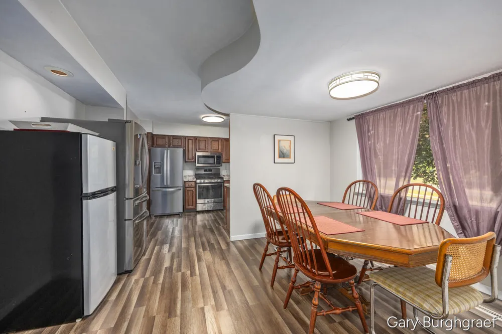 3026 Burton Street SE Grand Rapids, MI 49546