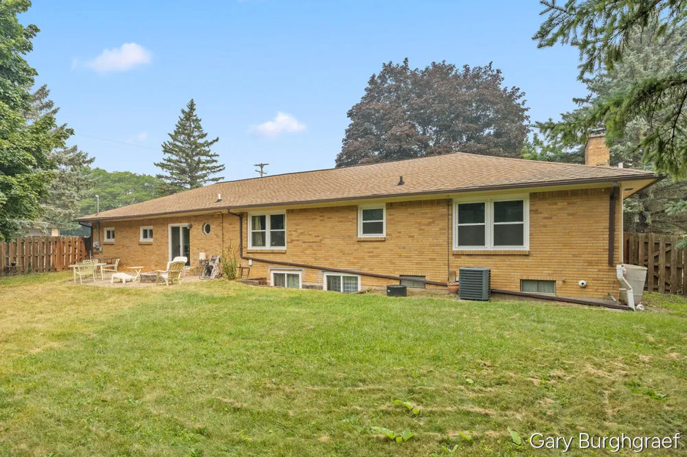 3026 Burton Street SE Grand Rapids, MI 49546