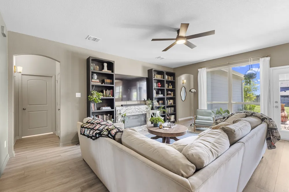 5030 Dickinson Loop Belton, TX 76513