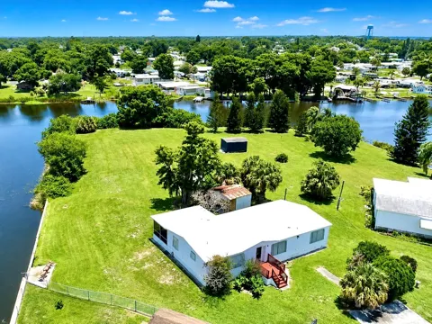 2717 SE 32nd Street