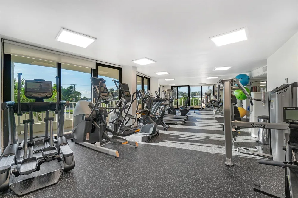3360 S OCEAN BOULEVARD #5 A I Palm Beach, FL 33480