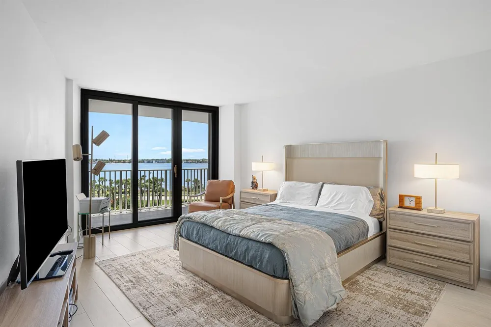 3360 S OCEAN BOULEVARD #5 A I Palm Beach, FL 33480